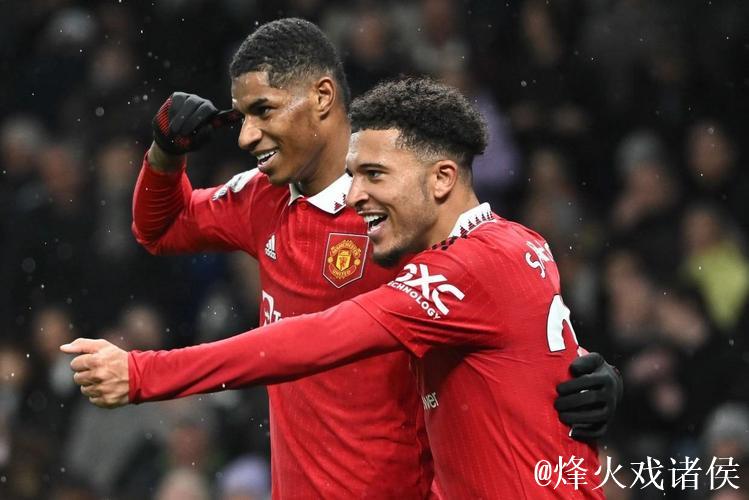 邮报:曼联5名弃将被允许归队训练,但需避开阿莫林和其他队员 邮报:曼联5名弃将被允许归队训练,但需避开阿莫林和其他队员