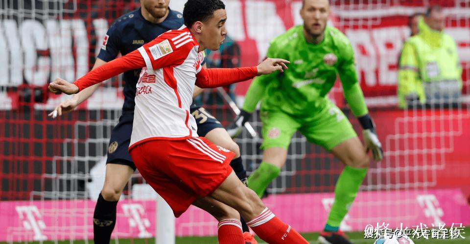 2-2拜仁,美因茨是近20年首支客场从榜首身上拿 2-2拜仁,美因茨是近20年首支客场从榜首身上拿