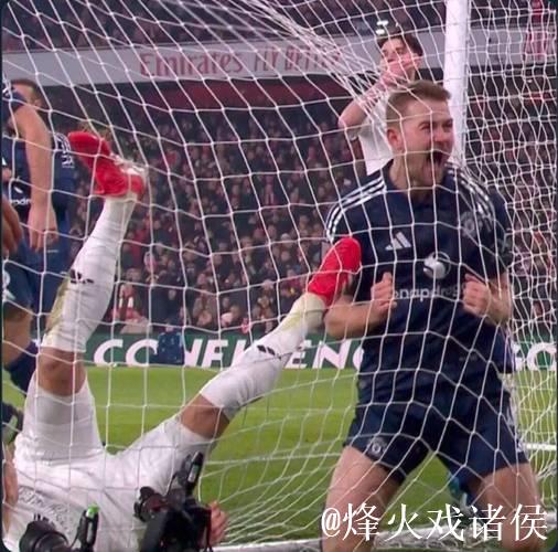 后防不稳，曼联已连续9场英超都有丢球