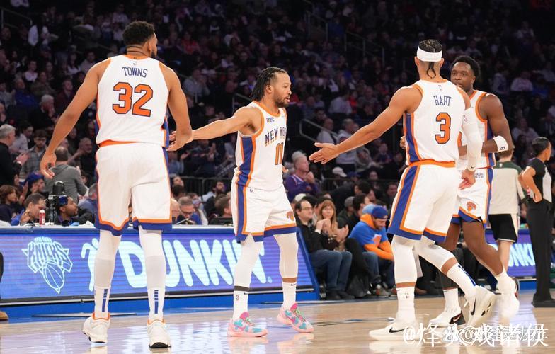 布伦森狂砍44分尼克斯横扫雄鹿 掘金上演逆转好戏击败独行侠 布伦森狂砍44分尼克斯横扫雄鹿 掘金上演逆转好戏击败独行侠